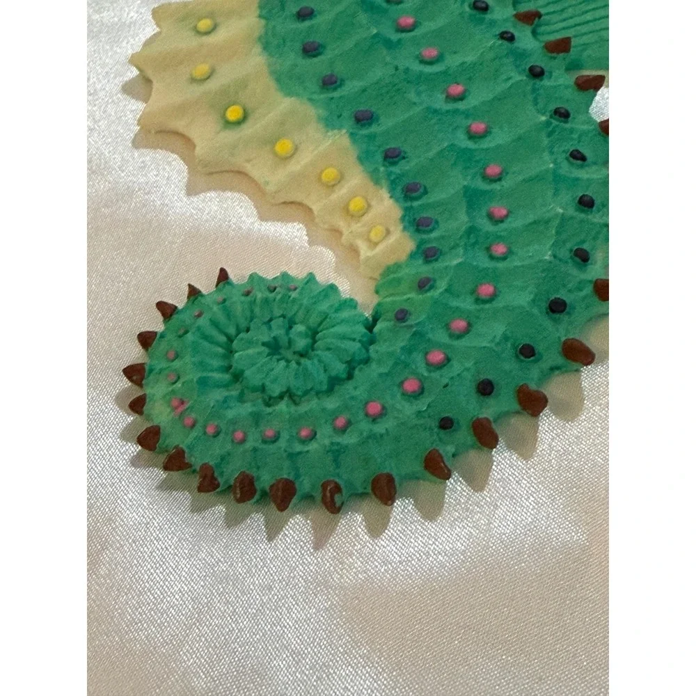 Vintage Seahorse Wall Hanging Plaque Turquoise Pink Polka Dot Coastal Decor 8in